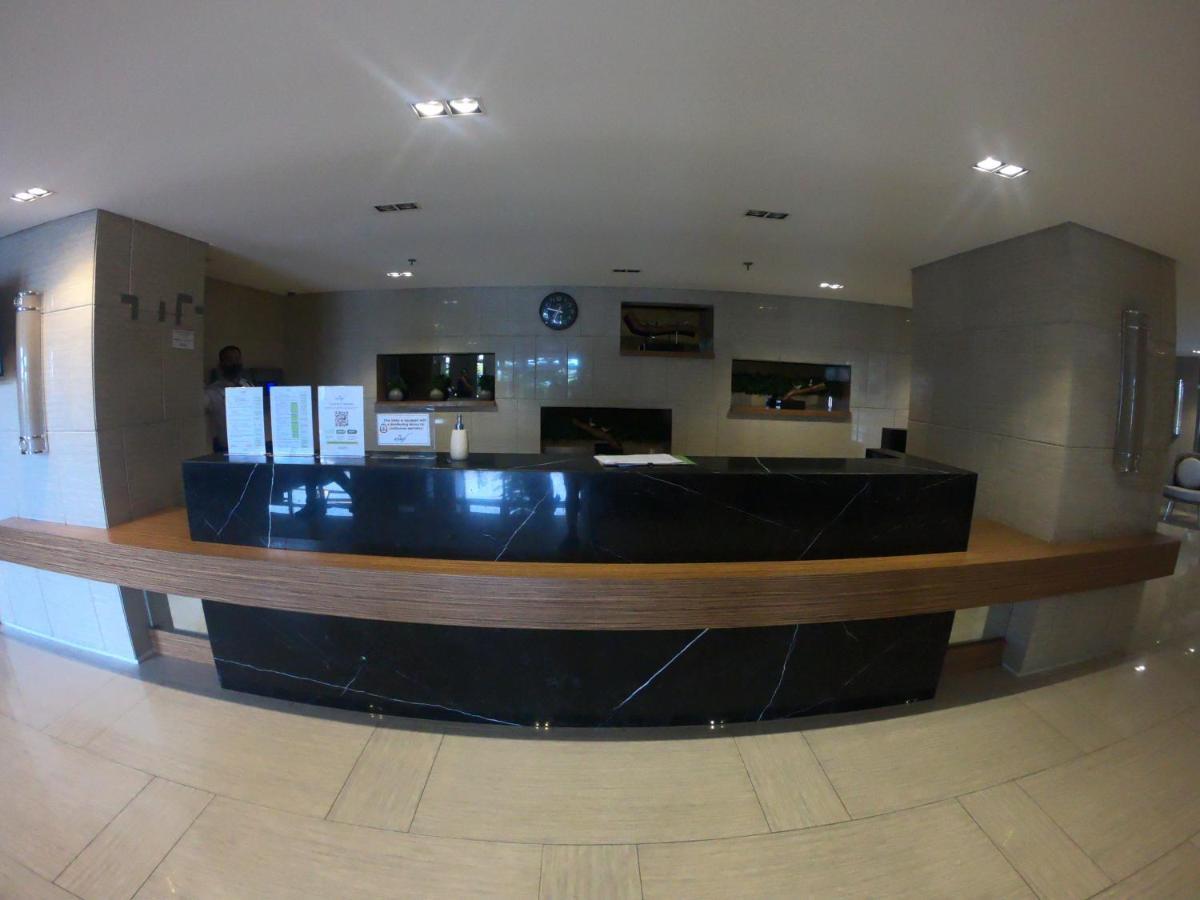 Breezy Nest Staycation At Wind Residences Tagaytay Tagaytay City Esterno foto