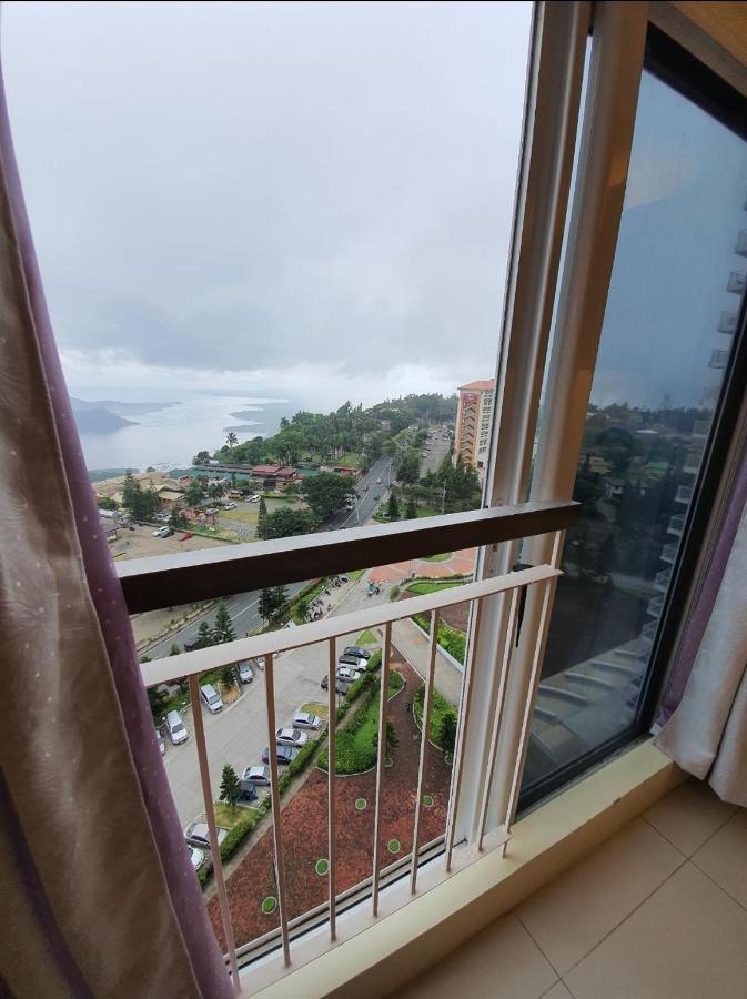 Breezy Nest Staycation At Wind Residences Tagaytay Tagaytay City Esterno foto