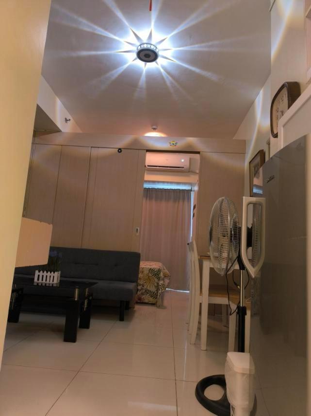 Breezy Nest Staycation At Wind Residences Tagaytay Tagaytay City Esterno foto